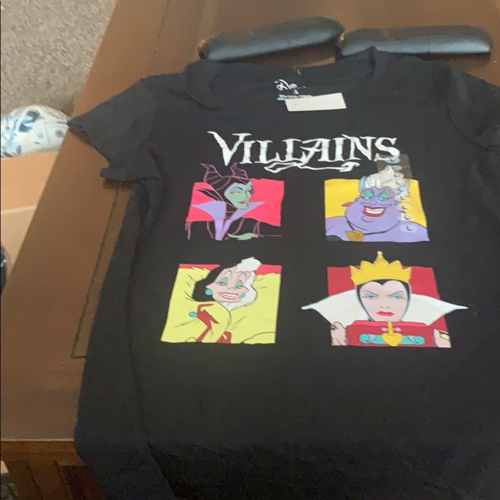 NWT DISNEY T